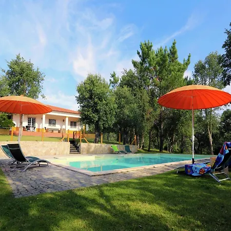 In Caldas Da Rainha With Pool, Cleaning Included וילה Salir de Matos